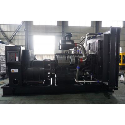 700kw東風研究所柴油發電機組-東風研究所12缸柴油機SY296TAD72柴油發電機組,缸徑/行程：138/165mm,柴油發電機組水冷發動機功率720KW,柴油發電機組配套馬拉松斯坦福發電機。廠價直銷歡迎選購：13773399855。
