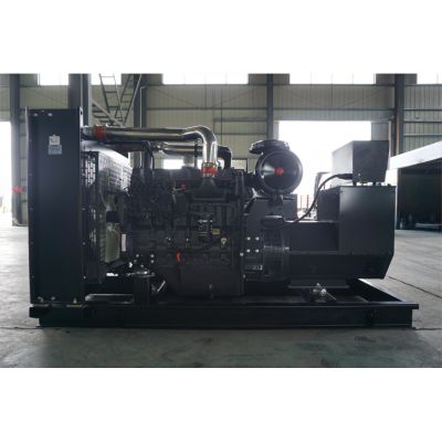 250kw上柴股份柴油發(fā)電機(jī)組-上柴股份6缸柴油機(jī)SC9D340D2柴油發(fā)電機(jī)組,缸徑/行程：114/144mm,柴油發(fā)電機(jī)組水冷發(fā)動(dòng)機(jī)功率255KW,柴油發(fā)電機(jī)組配套馬拉松斯坦福發(fā)電機(jī)。廠價(jià)直銷歡迎選購：13773399855。
