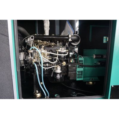 25kw揚動柴油發電機組-揚動4缸柴油機YSD490ZLD柴油發電機組,缸徑/行程：90/100mm,柴油發電機組水冷發動機功率32KW,柴油發電機組配套馬拉松斯坦福發電機。廠價直銷歡迎選購：13773399855。