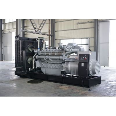 1800kw珀金斯柴油發電機組-珀金斯16缸柴油機4016-61TRG3柴油發電機組,缸徑/行程：160/190mm,柴油發電機組水冷發動機功率1975KW,柴油發電機組配套馬拉松斯坦福發電機。廠價直銷歡迎選購：13773399855。
