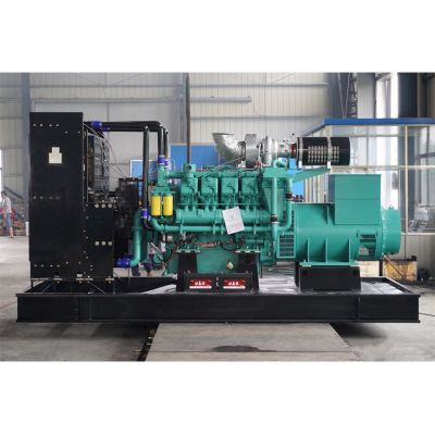 1000kw重慶科克柴油發(fā)電機(jī)組-重慶科克8缸柴油機(jī)QTA2160G5柴油發(fā)電機(jī)組,缸徑/行程：170/195mm,柴油發(fā)電機(jī)組水冷發(fā)動(dòng)機(jī)功率1083KW,柴油發(fā)電機(jī)組配套馬拉松斯坦福發(fā)電機(jī)。廠價(jià)直銷歡迎選購(gòu)：13773399855。