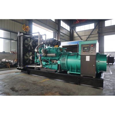 850kw南通股份柴油發(fā)電機(jī)組-南通股份12缸柴油機(jī)TCR800柴油發(fā)電機(jī)組,缸徑/行程：138/158mm,柴油發(fā)電機(jī)組水冷發(fā)動(dòng)機(jī)功率880KW,柴油發(fā)電機(jī)組配套馬拉松斯坦福發(fā)電機(jī)。廠價(jià)直銷歡迎選購(gòu)：13773399855。