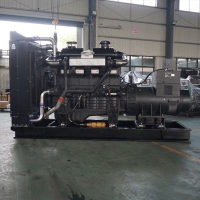 600kw上柴動(dòng)力柴油發(fā)電機(jī)組-上柴股份6缸柴油機(jī)6KTAA25-G38柴油發(fā)電機(jī)組,缸徑/行程：170/185mm,柴油發(fā)電機(jī)組水冷發(fā)動(dòng)機(jī)功率684KW,柴油發(fā)電機(jī)組配套馬拉松斯坦福發(fā)電機(jī)。廠價(jià)直銷(xiāo)歡迎選購(gòu)：13773399855。